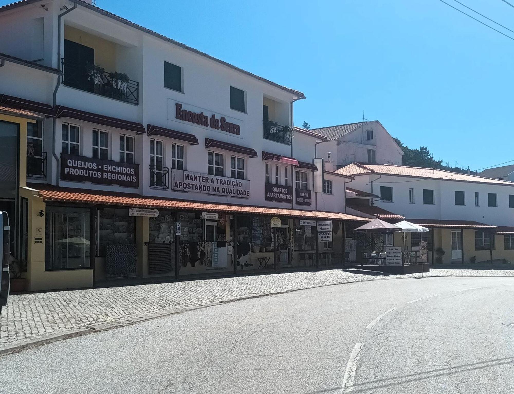 Encosta Da Serra Sabugueiro  Luaran gambar